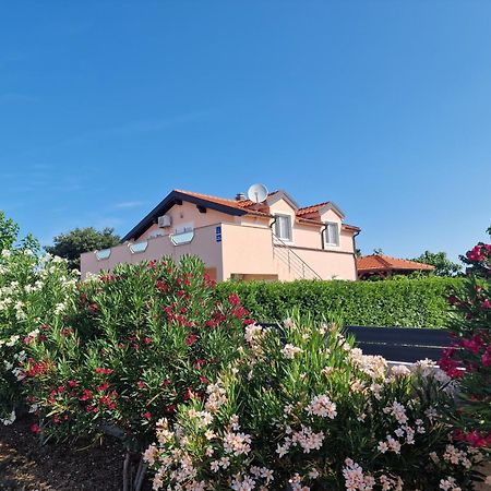 Villa Verbena Mala Cista Bagian luar foto