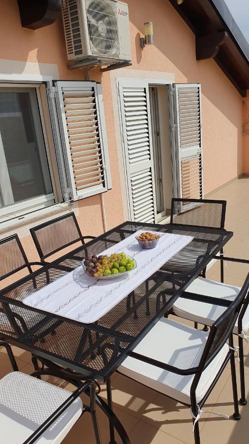 Villa Verbena Mala Cista Bagian luar foto