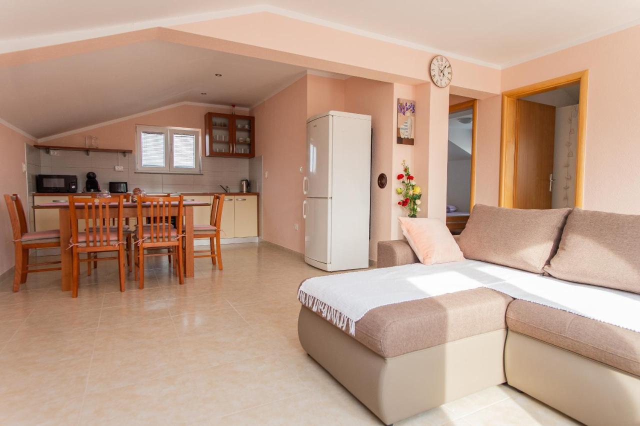 Villa Verbena Mala Cista Bagian luar foto