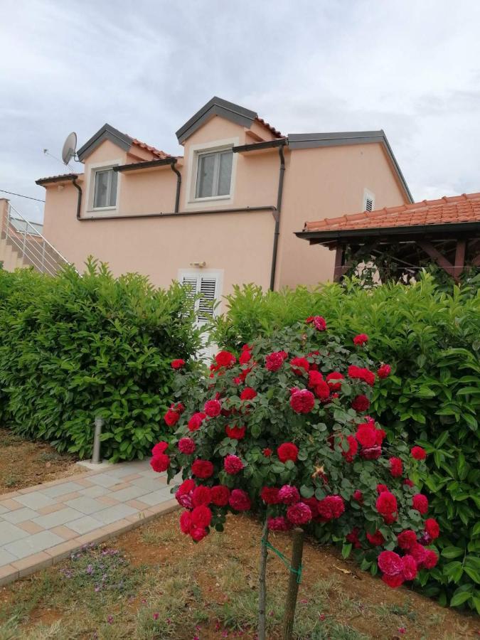 Villa Verbena Mala Cista Bagian luar foto