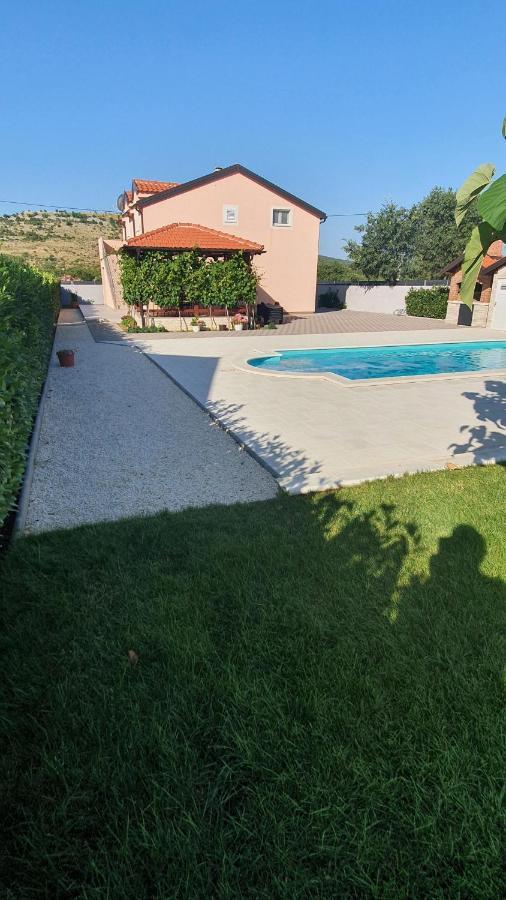Villa Verbena Mala Cista Bagian luar foto